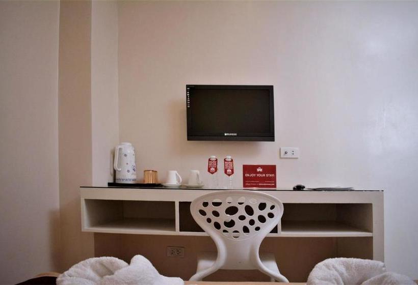 בית מלון כפרי Zen Rooms Malvar Road