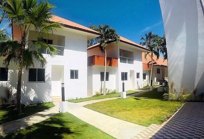 Heartland Hotel Serviced Rooms & Apartments