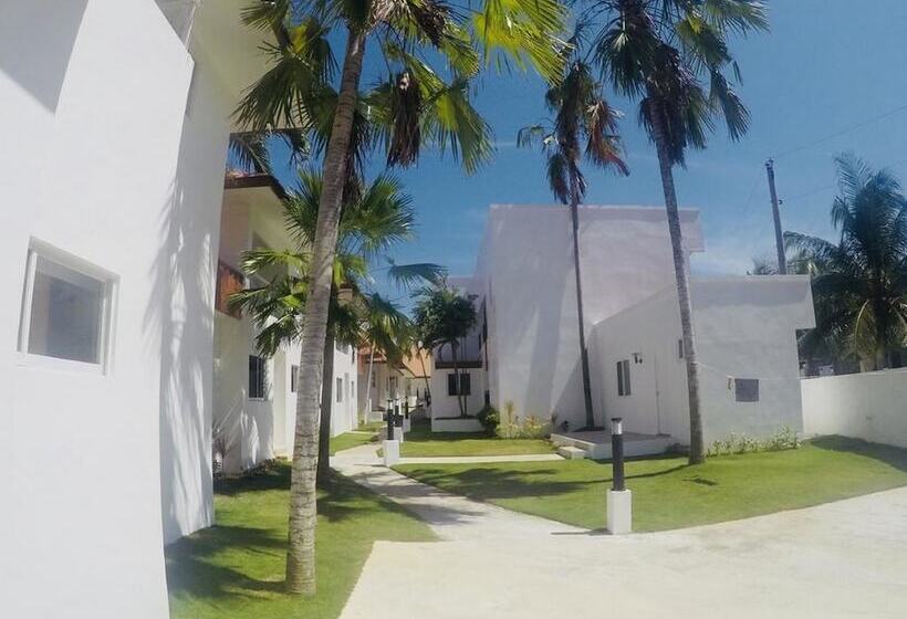 Heartland Hotel Serviced Rooms & Apartments