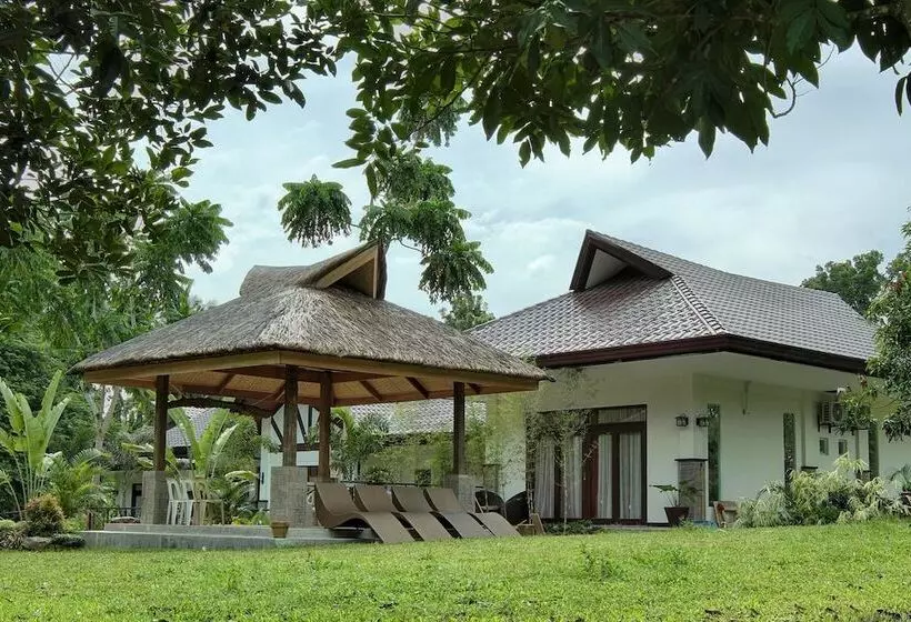 Hotelli Rose Villas Resort