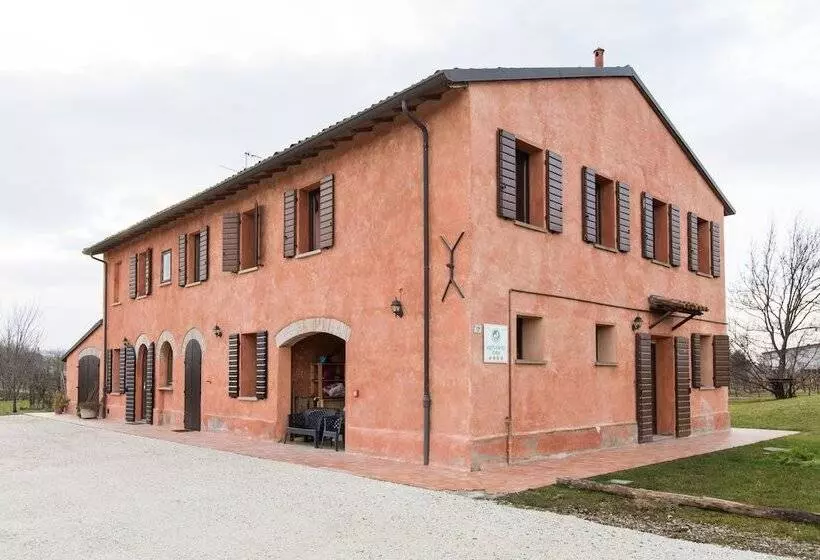 Maaseutuhotelli Agriturismo La Lenticchia