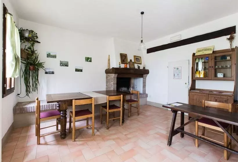 Maaseutuhotelli Agriturismo La Lenticchia