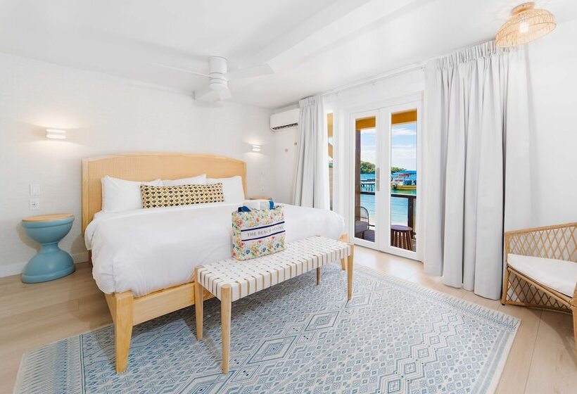 هتل The Beach House Boutique