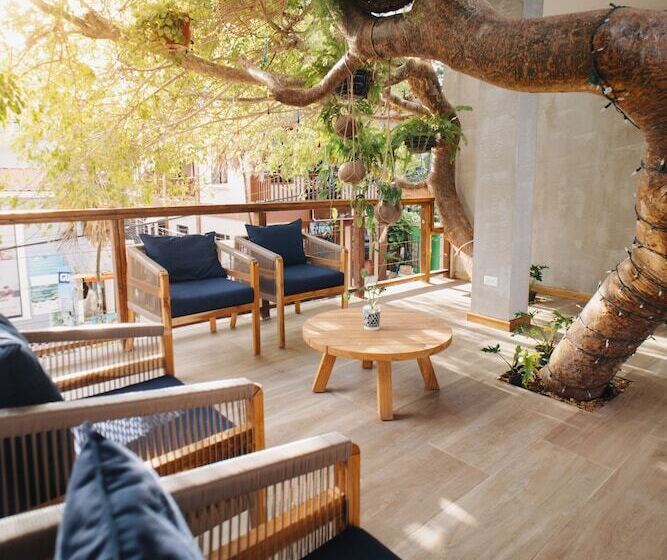 هتل The Beach House Boutique