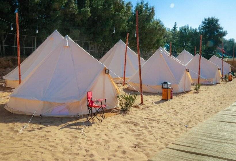 Hotelli Longbeach Campground