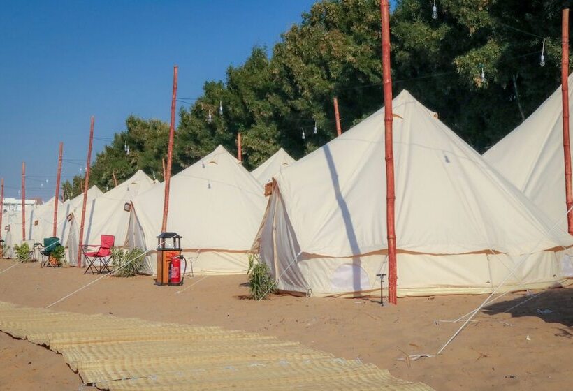 Hotelli Longbeach Campground