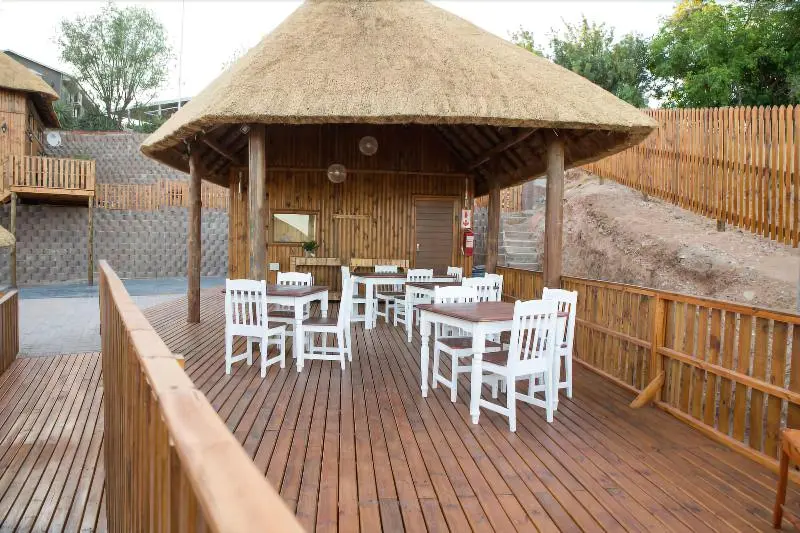 Majatalo Kalahari Lion's Rest