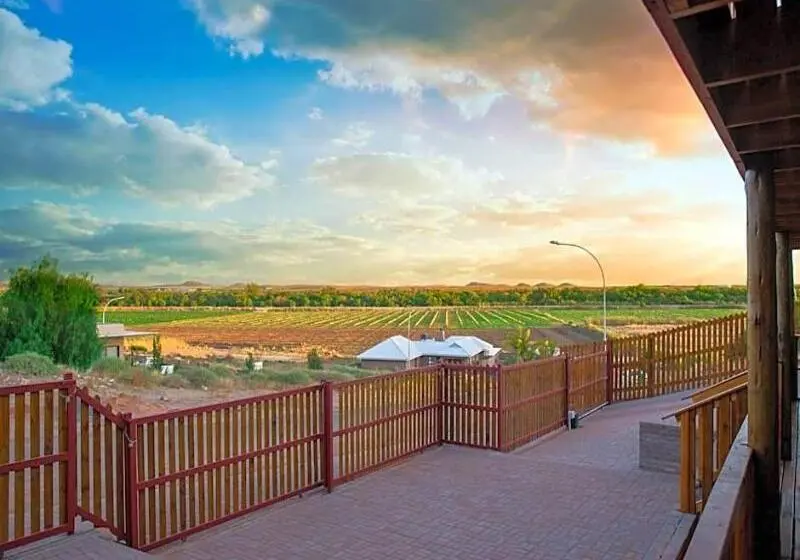 Majatalo Kalahari Lion's Rest