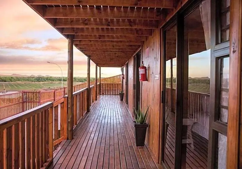 Majatalo Kalahari Lion's Rest