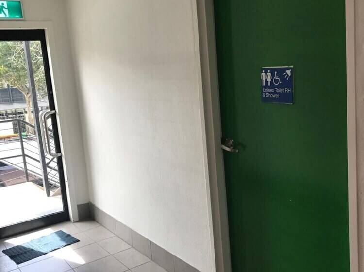 Perth City Backpackers Hostel   Note   Valid Passport Required To Check In