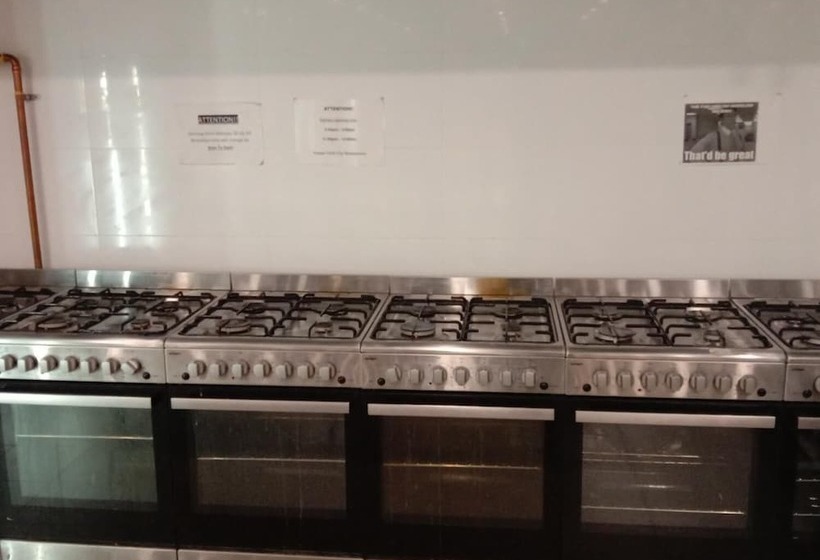 Perth City Backpackers Hostel   Note   Valid Passport Required To Check In