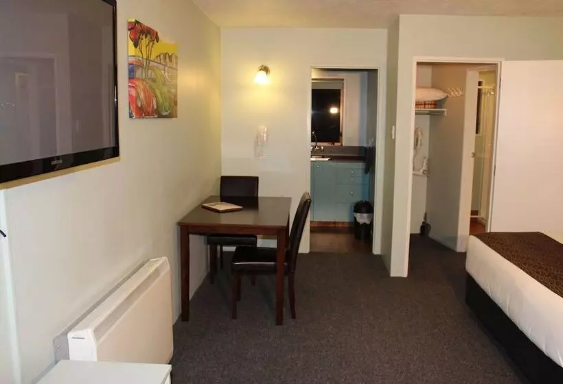 호텔 Asure Townsman Motor Lodge