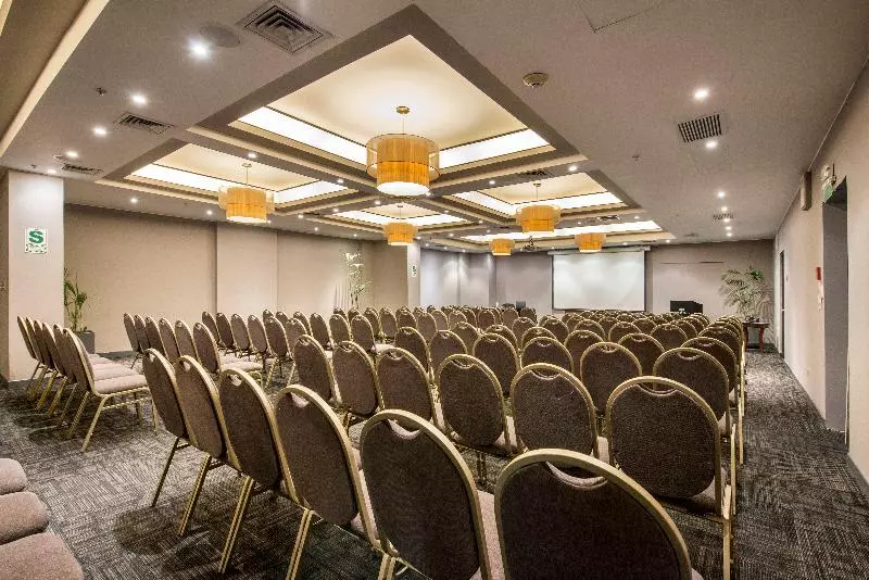 هتل Crowne Plaza Lima, An Ihg