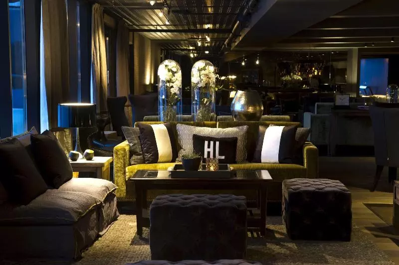 Отель Highland Lodge