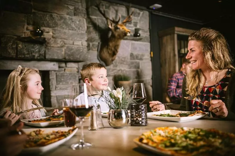 Отель Highland Lodge