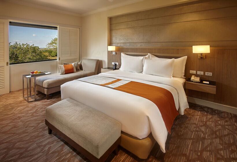 Hotelli Quest Plus Conference Center Clark