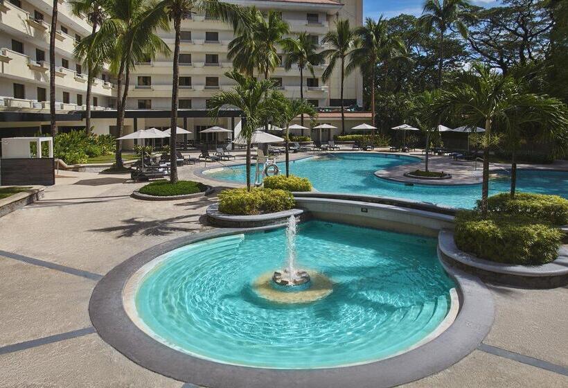 Hotelli Quest Plus Conference Center Clark