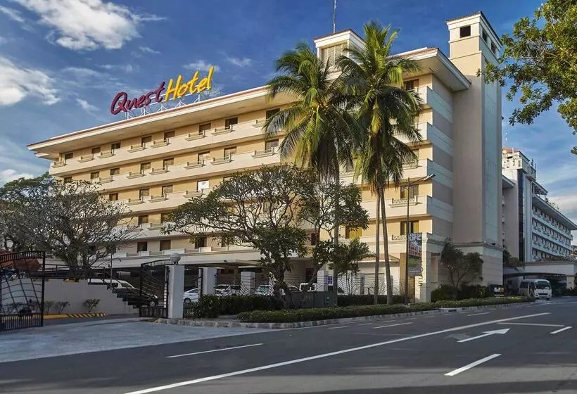 Отель Quest Plus Conference Center Clark