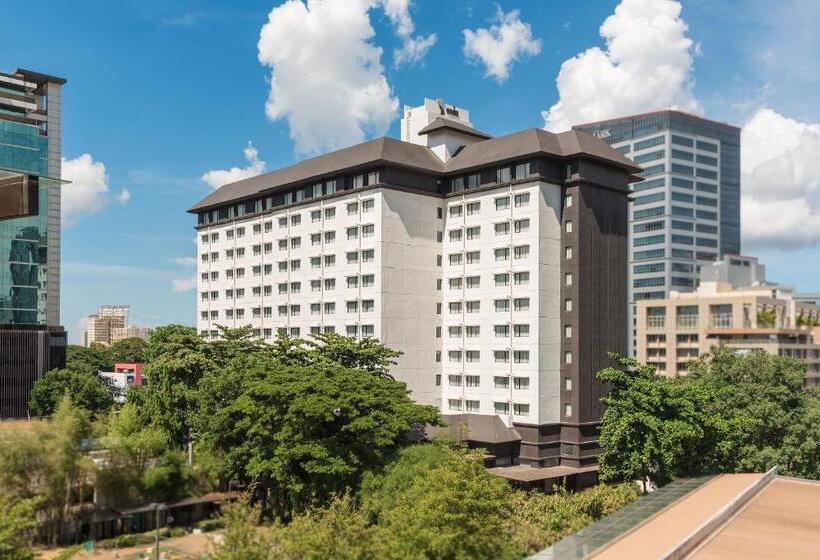 בית מלון כפרי Seda Ayala Center Cebu