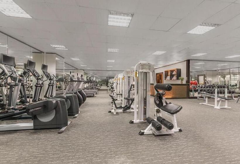 בית מלון כפרי Seda Ayala Center Cebu