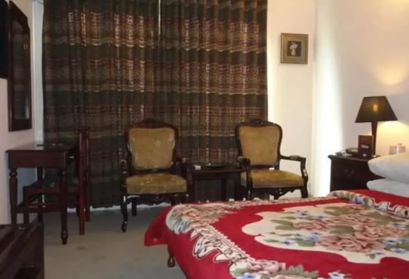 هتل Shelton Green S