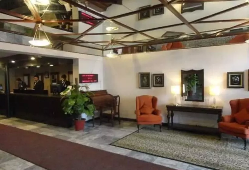 هتل Shelton Green S