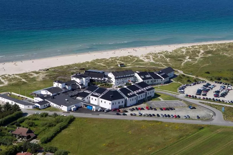 Отель Sola Strand