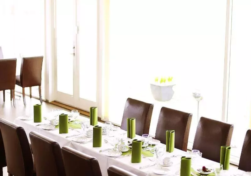 Отель Sola Strand