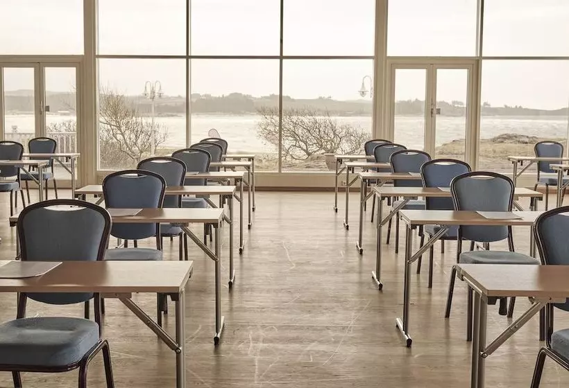 Отель Sola Strand