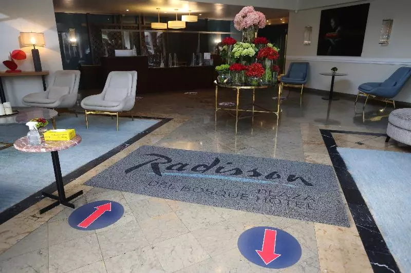 Radisson Plaza Del Bosque