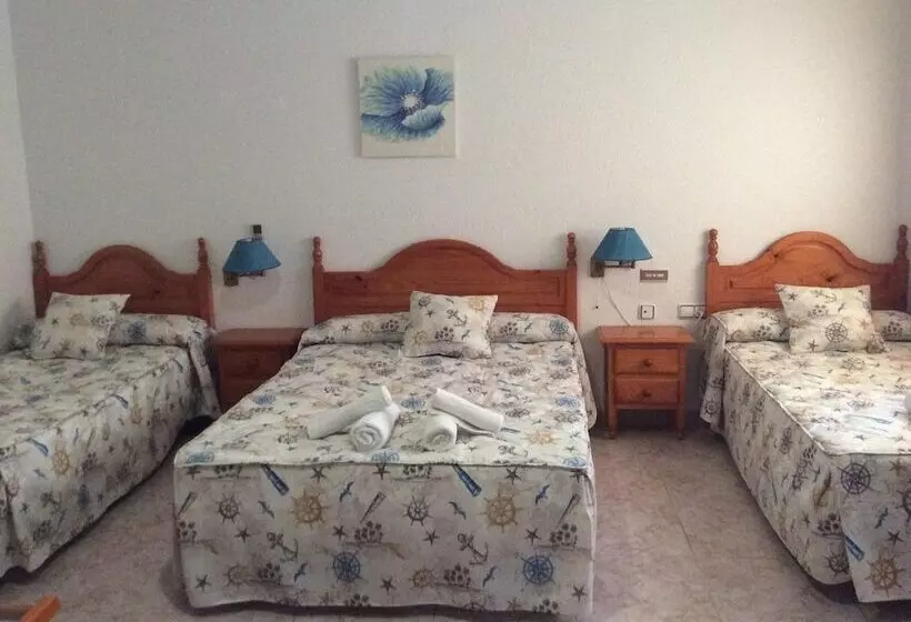 هاستل Hostal Diegos