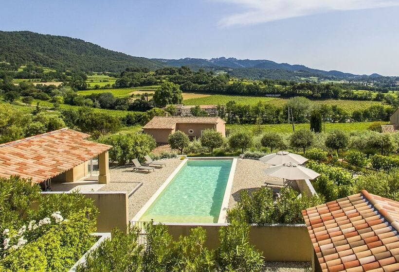 B&b Patios Des Vignes