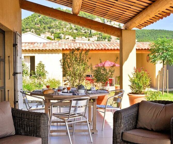 B&b Patios Des Vignes