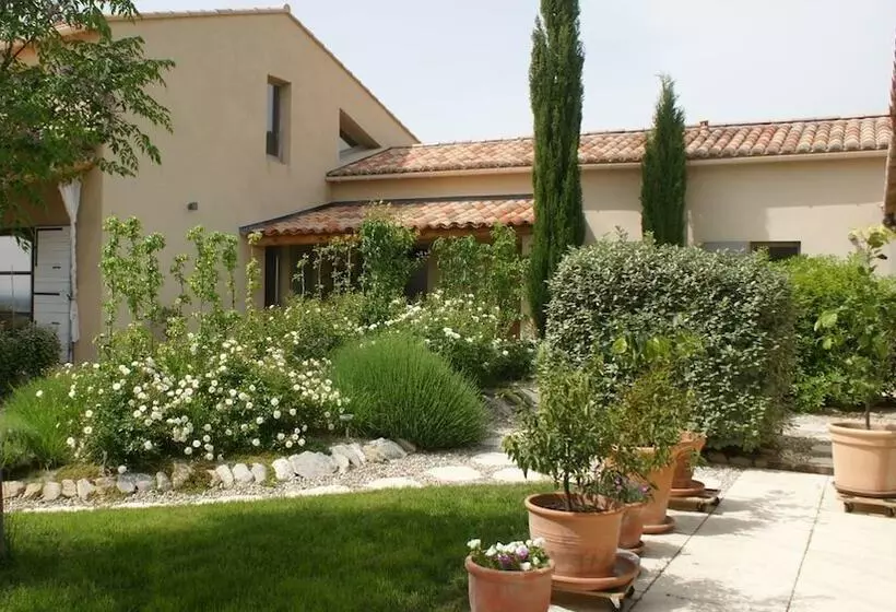 B&b Patios Des Vignes