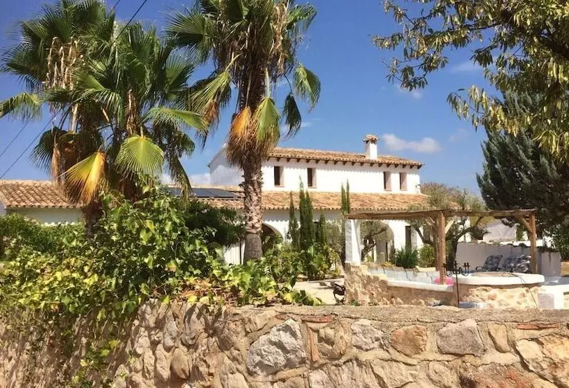 Aamiaismajoitus (B&B) Buena Idea   Adults Only