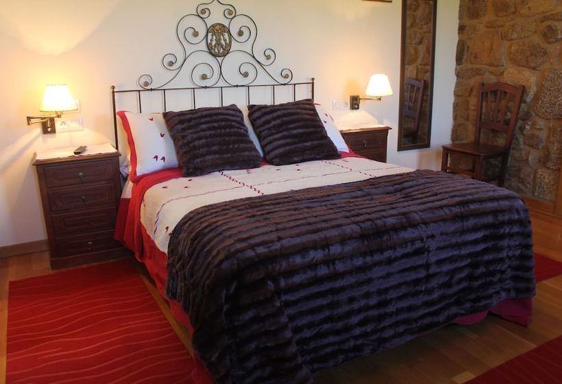 Casa A Chairiña Y A Revolta