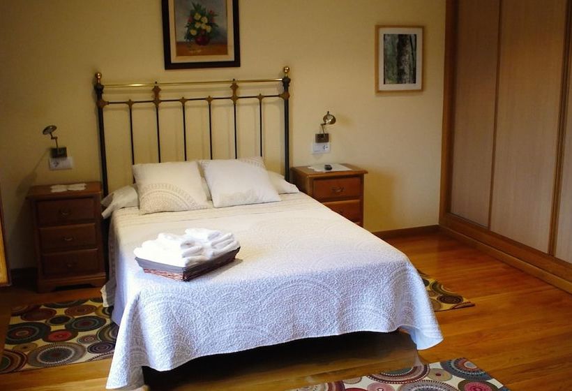 Casa A Chairiña Y A Revolta