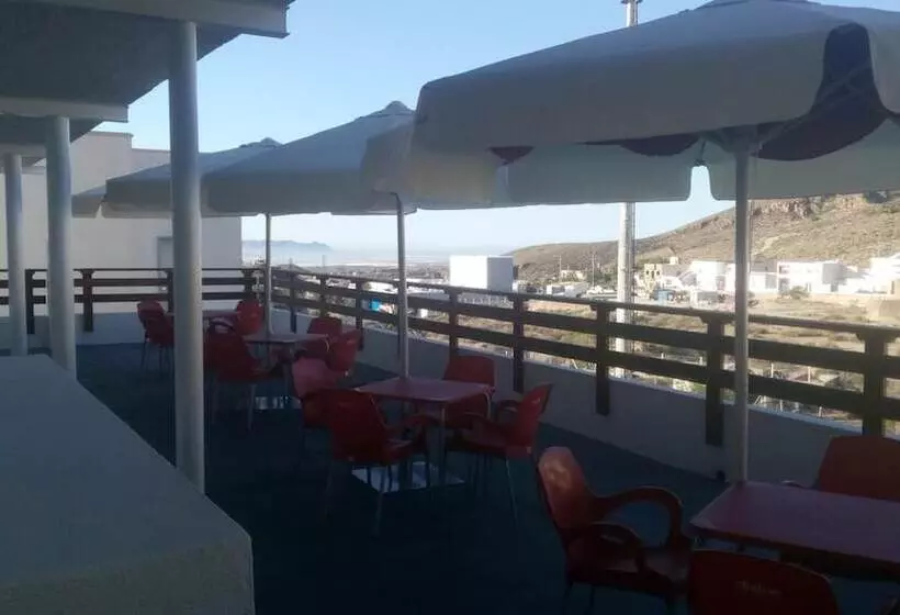 簡易ホテル Hospederia Montes