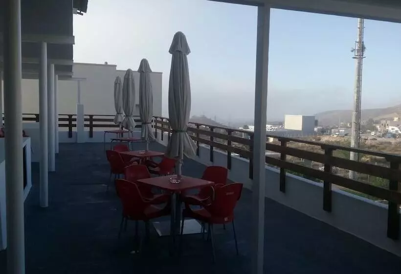 簡易ホテル Hospederia Montes