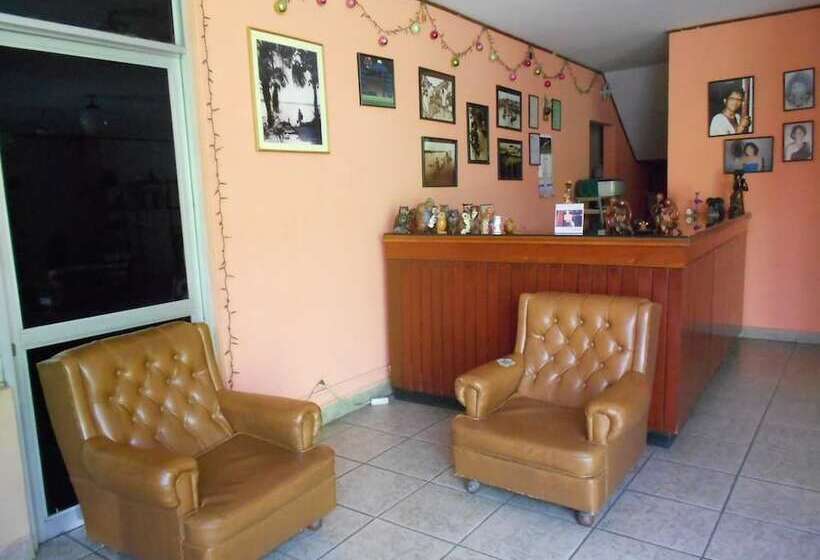 Hostal Jhuliana