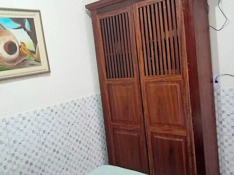 ホテル Hostel Canto Da Praia São Sebastião Próximo Ao Enrocamento Caraguatatuba