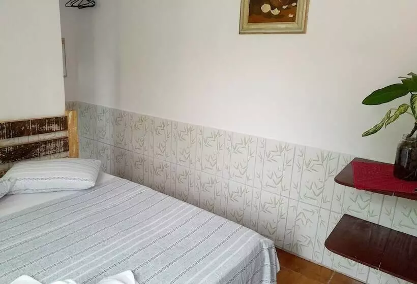 ホテル Hostel Canto Da Praia São Sebastião Próximo Ao Enrocamento Caraguatatuba