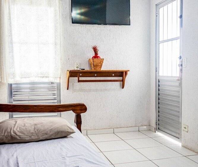 Hotel Hostel Canto Da Praia São Sebastião Próximo Ao Enrocamento Caraguatatuba