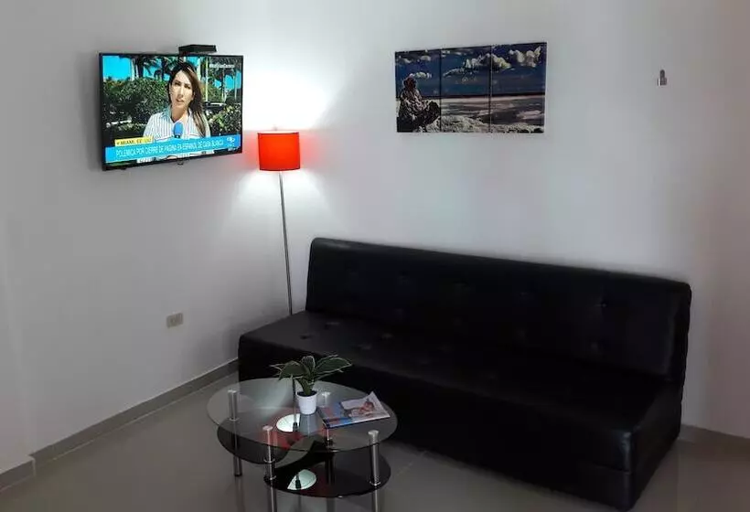 Hotelli Macal Plaza