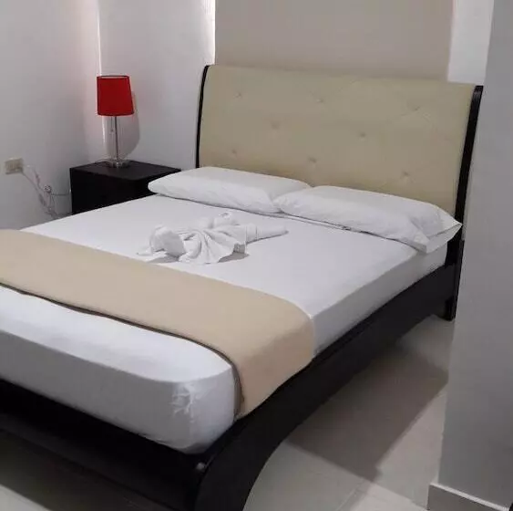 Hotelli Macal Plaza