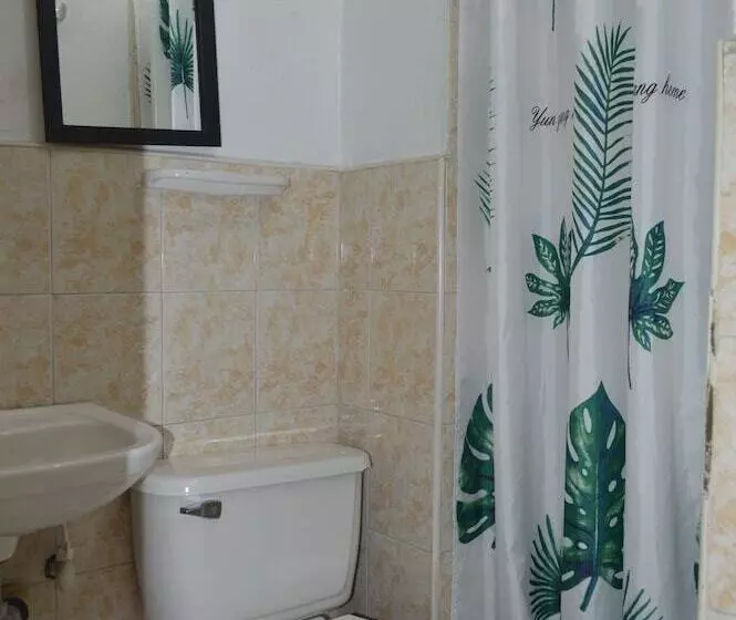 ホテル Poblado Guest House