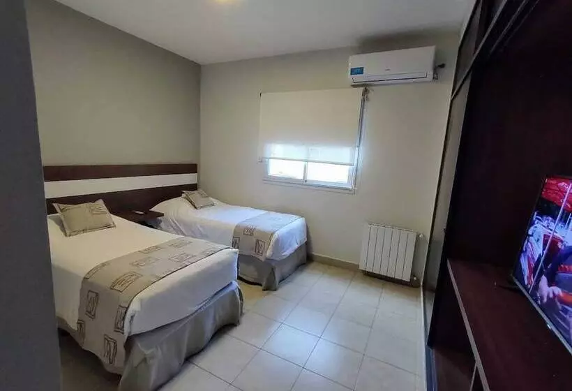 هتل Urquiza Suite & Apartment