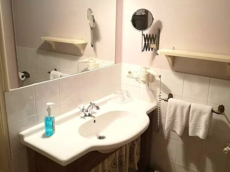 ペンション Posada Torre Del Milano