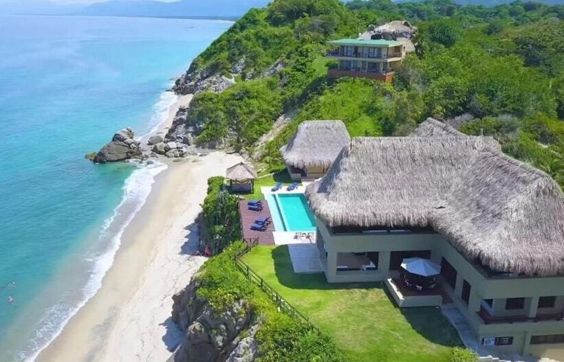 پانسیون Senda Casa Tayrona Los Naranjos