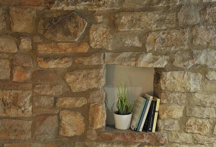 بنسيون Vico Del Poeta